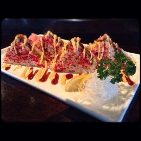 2/6/2013 tarihinde Pauline C.ziyaretçi tarafından Ichiban Steak &amp; Sushi'de çekilen fotoğraf