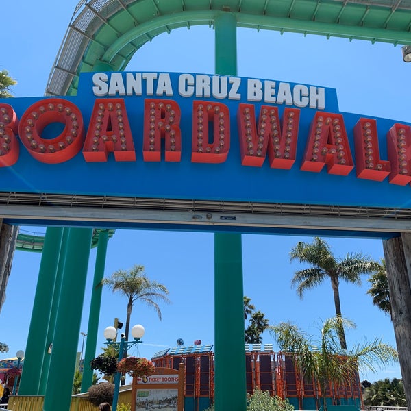 Foto tomada en Santa Cruz Beach Boardwalk  por Leonardo E. el 7/24/2019