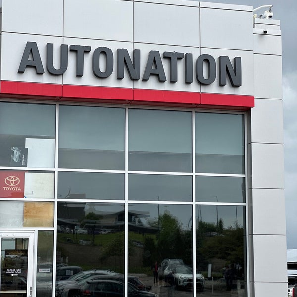 AutoNation Toyota Arapahoe Car Dealership in Centennial