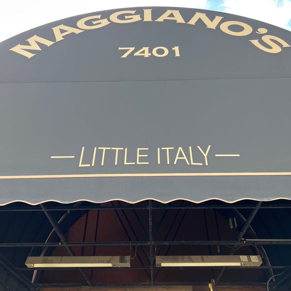 Photo taken at Maggiano&#39;s Little Italy by Bill P. on 10/2/2022