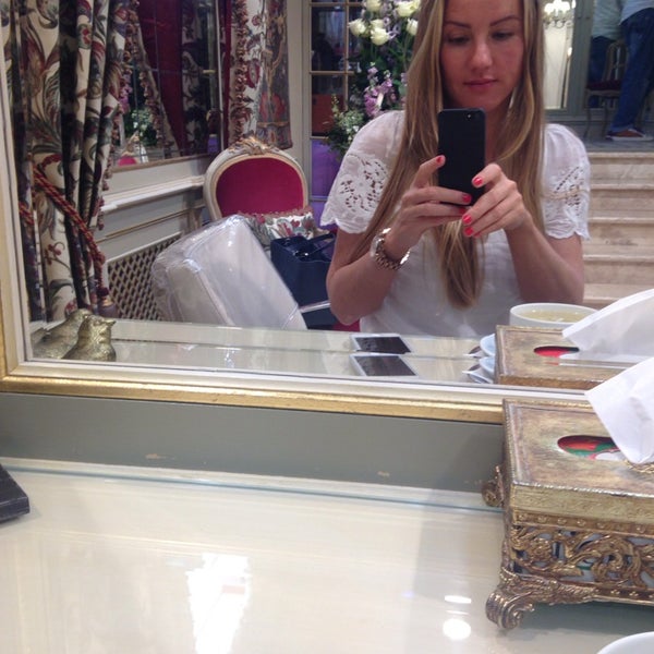 салон лето на арбате логотип. чародейка салон красоты москва арбат. салон лето на арбате. салон красоты премиум. флакон арбат салон красоты.