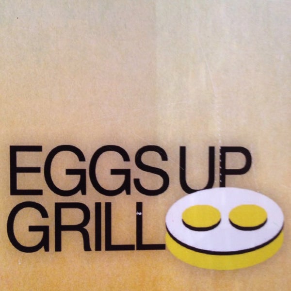 Foto tirada no(a) Eggs Up Grill por Derry L. em 10/19/2014