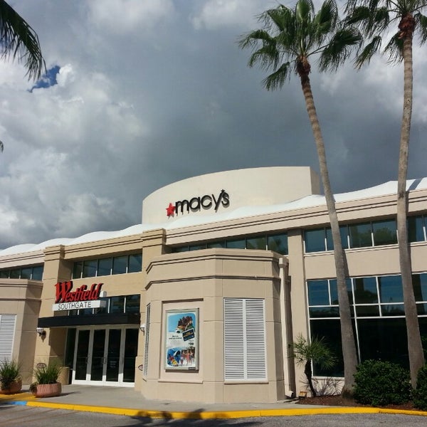 Macy's Outlet Store in Sarasota