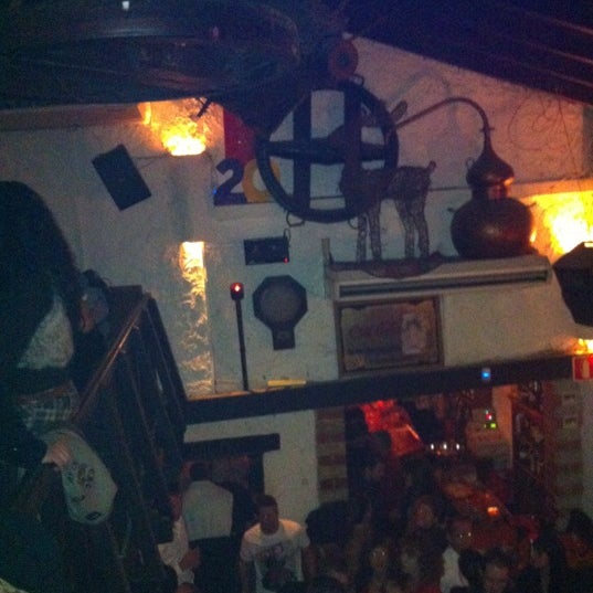 Photo taken at La Sal Bar de Copas by Jose Angel T. on 11/25/2012