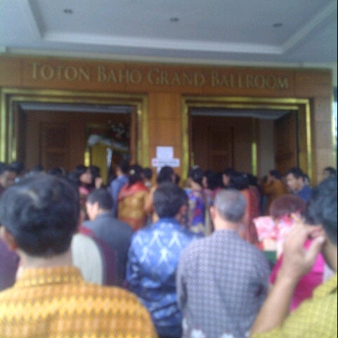Photos At Toton Baho Grand Ballroom Jl Raya Pekayon No 8