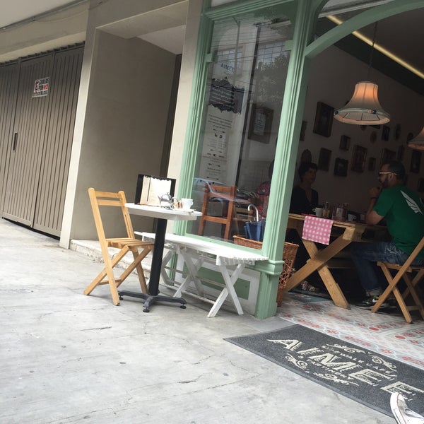 Photo taken at Aimée Sidewalk Cafe &amp; Tartinery by Omar S. on 6/17/2016