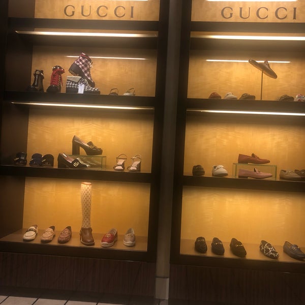 Driving directions to Gucci - Bloomingdales Tysons Galleria, 8100