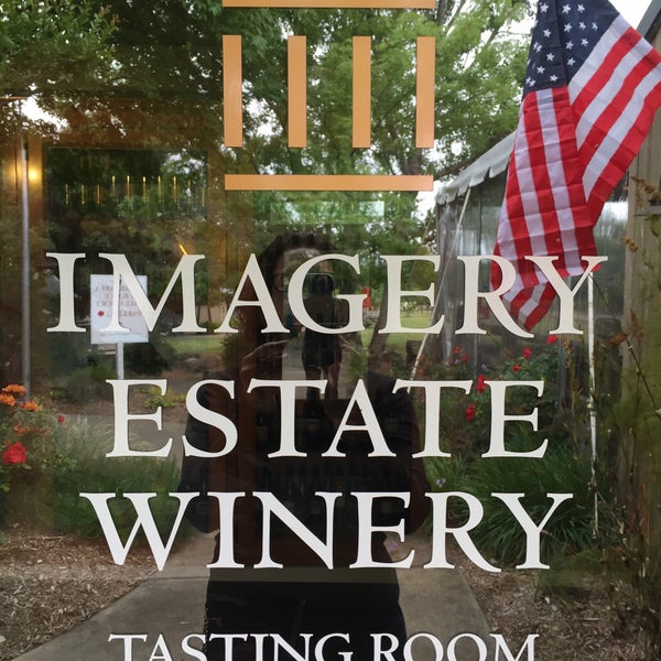 รูปภาพถ่ายที่ Imagery Estate Winery โดย Stephanie Z. เมื่อ 5/6/2016