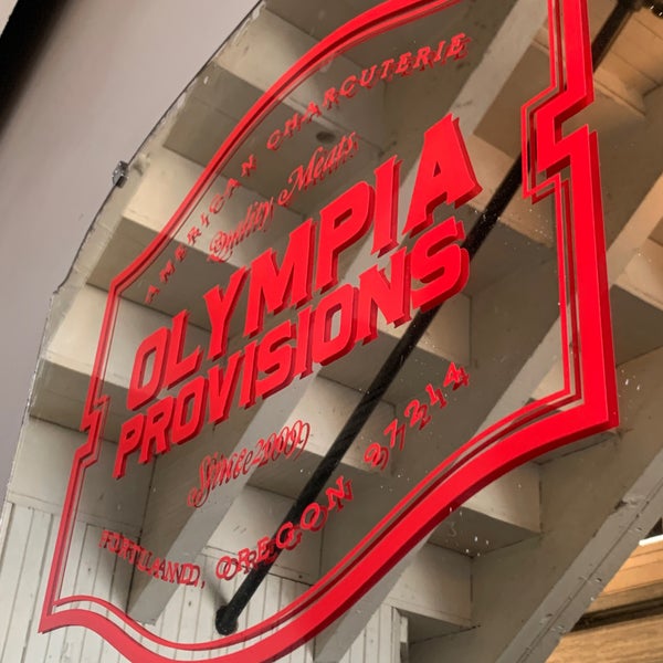 รูปภาพถ่ายที่ Olympia Provisions SE โดย Karl V. เมื่อ 11/18/2023