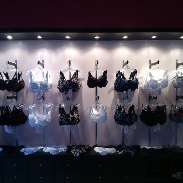 Eye Kandee Lingerie Lingerie Store in west Vancouver