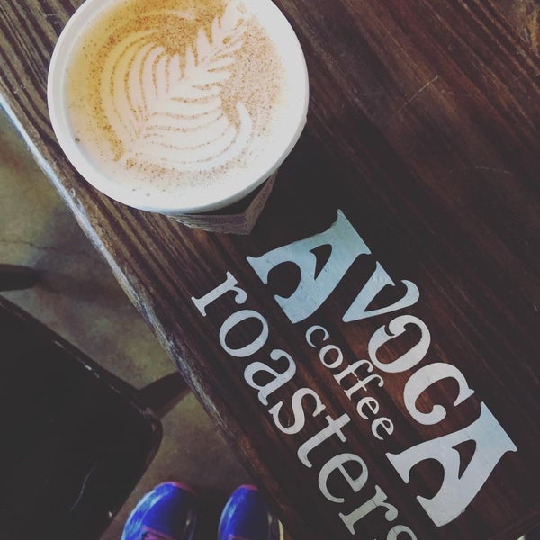 1/18/2016 tarihinde Brittany S.ziyaretçi tarafından Avoca Coffee Roasters'de çekilen fotoğraf