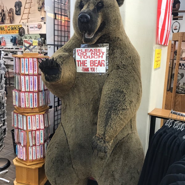 El Portal Indian Arts & Crafts (Now Closed) Gift Store in Downtown