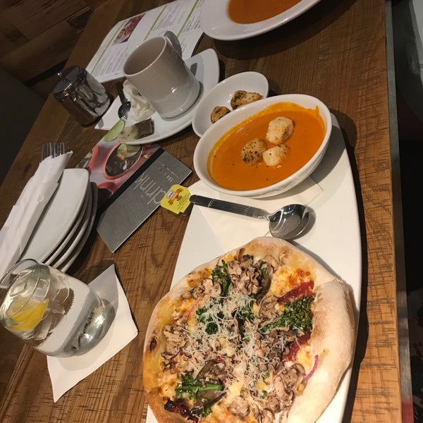 Photo taken at California Pizza Kitchen by Exey P. on 8/7/2017
