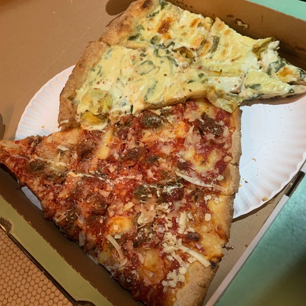 Artichoke Basille's Pizza & Bar Pizzeria in Chelsea