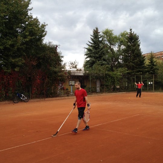 Тенис Клуб (Tennis Club Pro Sport) - Студентски град - 4 tips from 232  visitors
