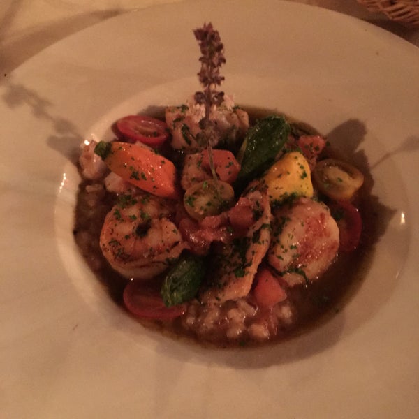 Photos at Basilic Restaurant Balboa Island 217 Marine Ave