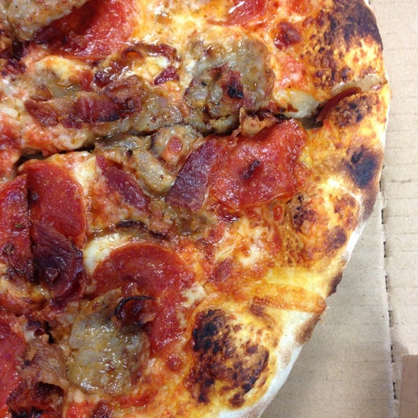 Kendall Woods Pizza