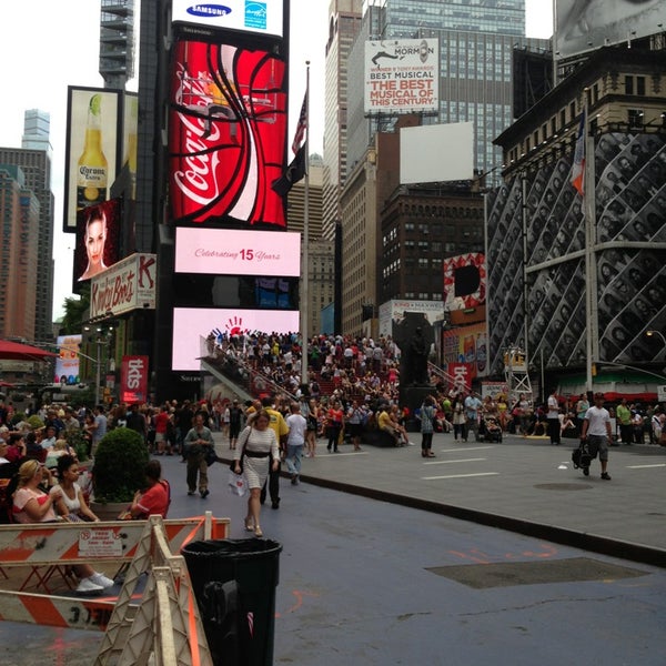 6/28/2013 tarihinde Craig W.ziyaretçi tarafından Broadway @ Times Square Hotel'de çekilen fotoğraf