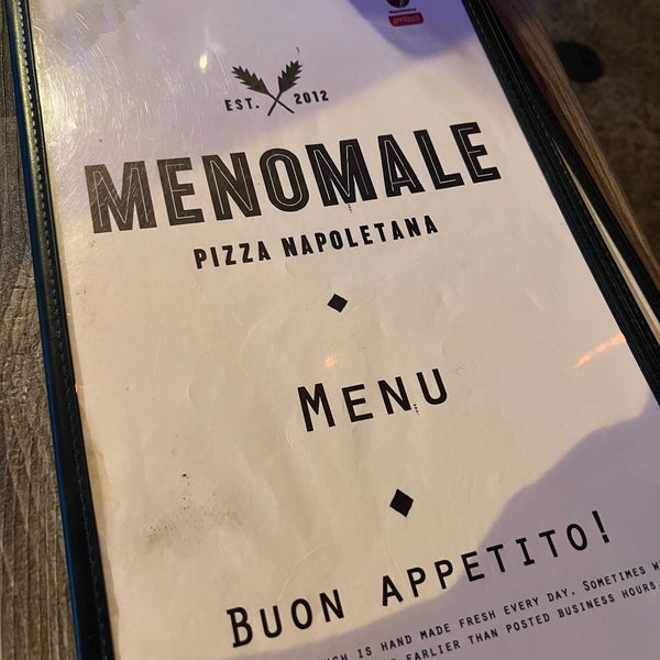 Снимок сделан в Menomalé Pizza Napoletana пользователем Pietro M. 11/13/2021