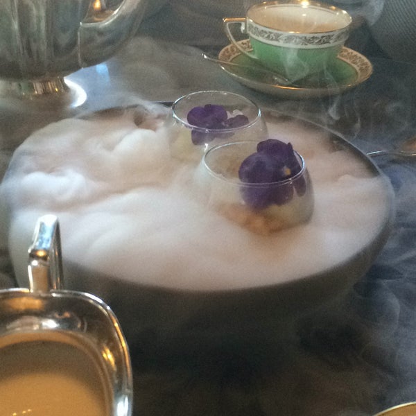 Amazing afternoon tea! This starter with mysterious smoke is worth it