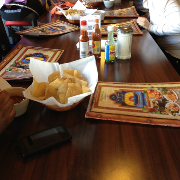 El Delfin Restaurant - Downtown Los Angeles - 80 ziyaretçidan 2 tavsiye