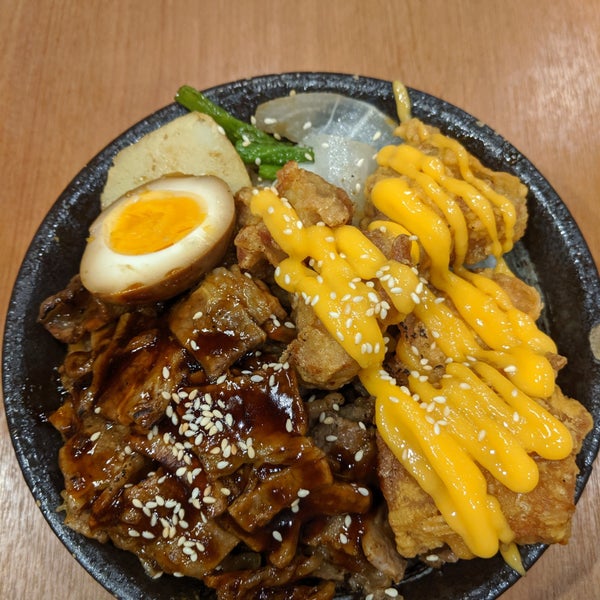 Photos At 飯飯食堂 Asian Restaurant