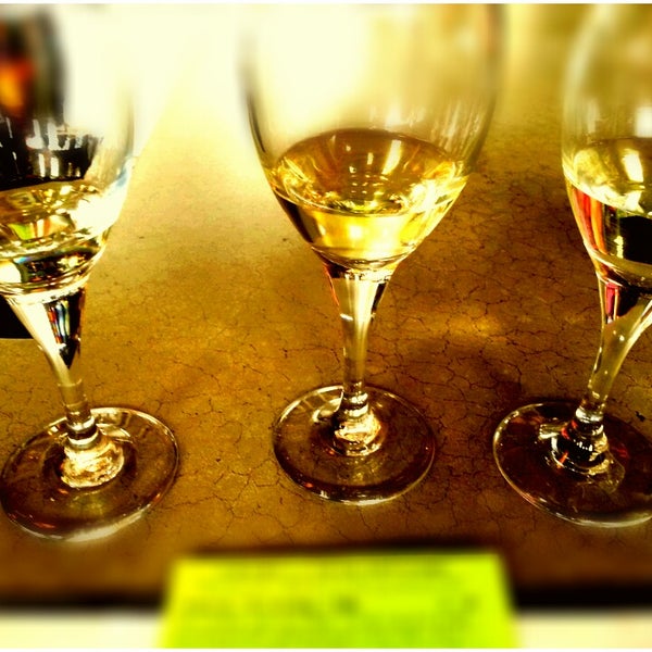 2/16/2013にMichael K.がWine Exchange Bistro and Wine Barで撮った写真