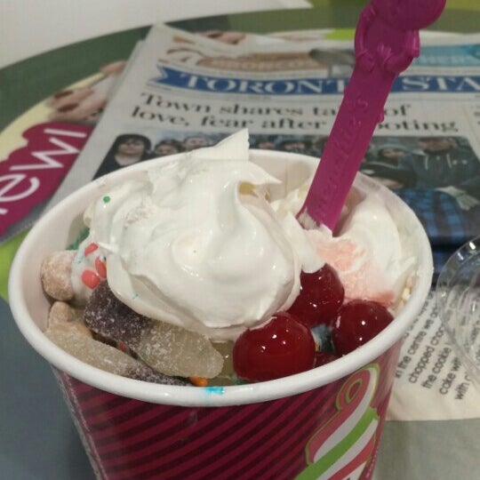 Photo taken at Menchie&#39;s by Ashlee D. on 1/26/2016