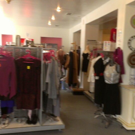 Lotus House Thrift Wynwood Edgewater 3 Nw 36th St