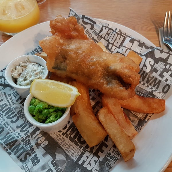 Hooked Seafood Restaurant in Truro