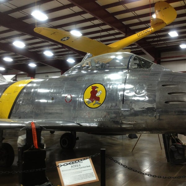 Foto scattata a New England Air Museum da Maria K. il 3/28/2013