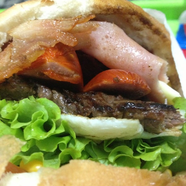 Cidão Lanches - Burger Joint in Três Lagoas