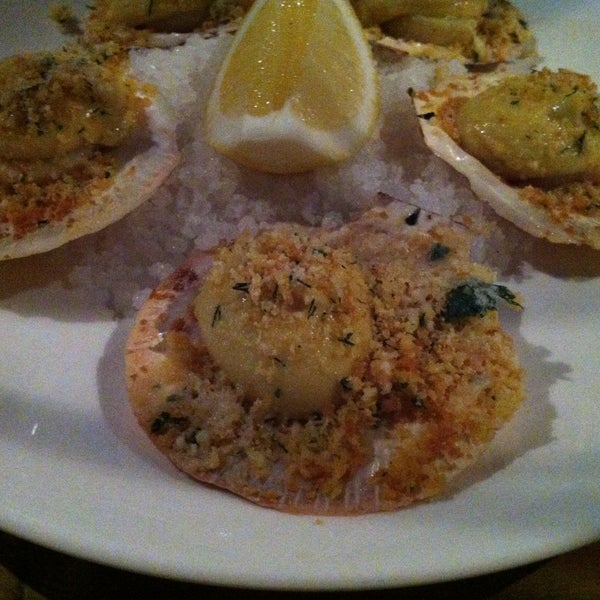 The most amazing scallops ever (on specials menu). So cream and crumby and nommy