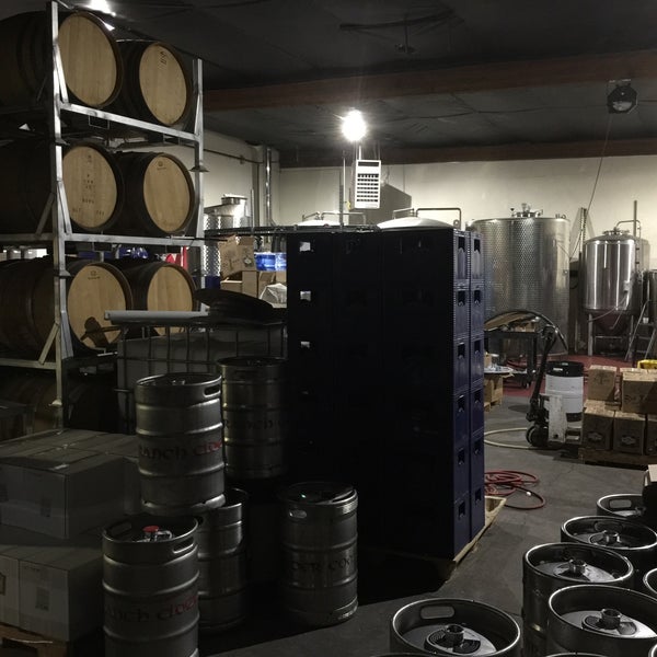 Photo taken at Rabbit&#39;s Foot Meadery by Jonathan S. on 12/7/2014