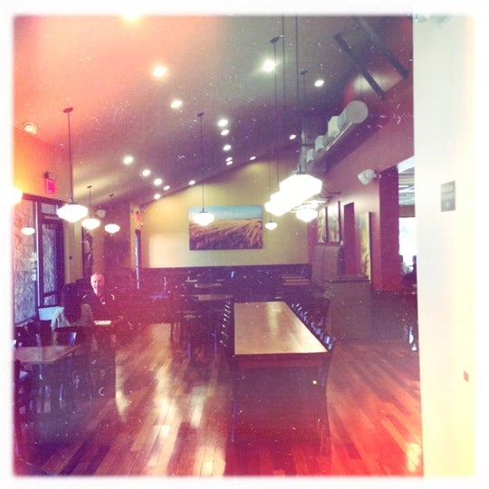 10/6/2012에 Jonathan S.님이 Specialty’s Café &amp; Bakery에서 찍은 사진