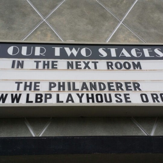 5/25/2014 tarihinde Cort H.ziyaretçi tarafından Long Beach Playhouse'de çekilen fotoğraf