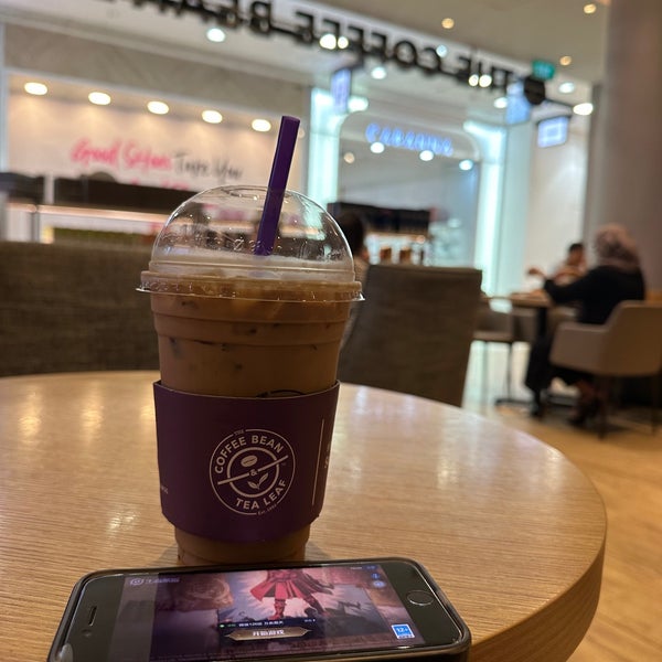 Photos at The Coffee Bean & Tea Leaf Café in Tampines