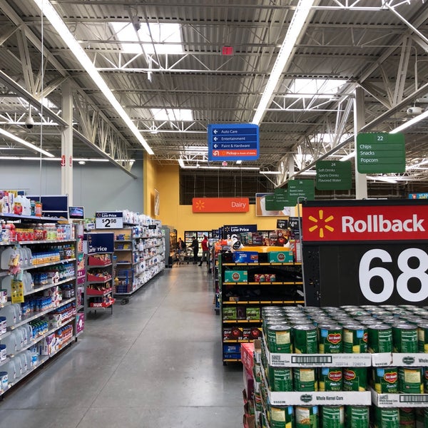 Walmart Supercenter Roseville, MN