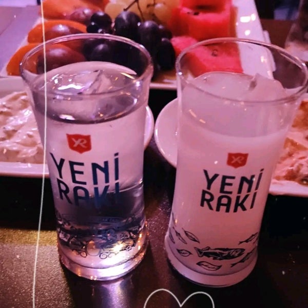 Foto scattata a Aslanım Bar &amp; Bira Evi &amp; Restaurant da Hande il 9/11/2021