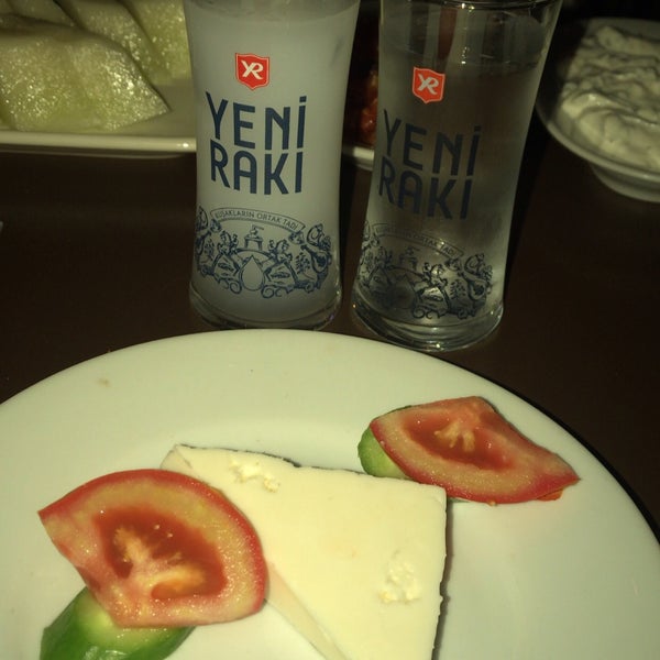 Das Foto wurde bei Aslanım Bar &amp; Bira Evi &amp; Restaurant von Hande am 10/31/2020 aufgenommen