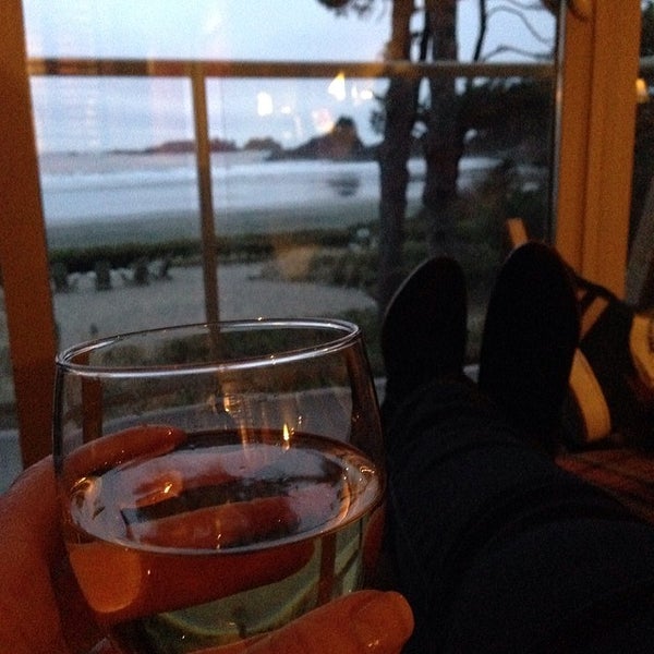 2/10/2014にTeri-Lyn C.がLong Beach Lodge Resortで撮った写真
