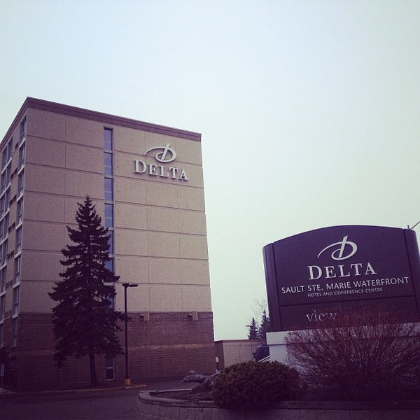 Photo taken at Delta Hotels by Marriott Sault Ste Marie Waterfront by Erik R. on 3/30/2013