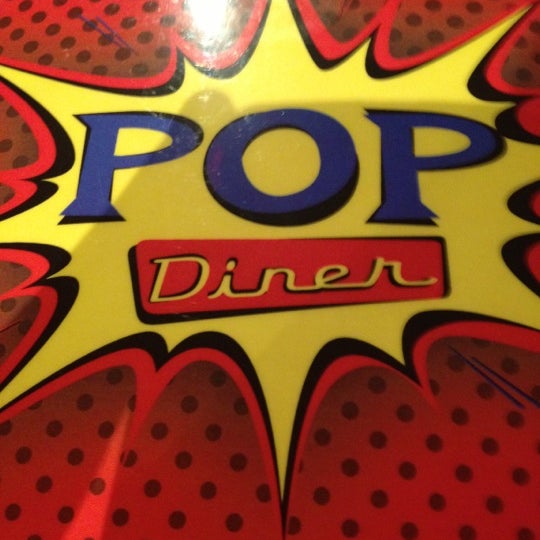 Foto tirada no(a) Pop Diner por Tish em 2/10/2013