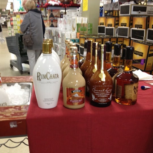 Photo taken at Marketview Liquor by Scott on 12/16/2012