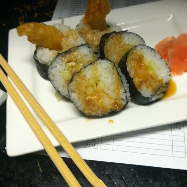 Foto tomada en Mikata Japanese Steakhouse &amp; Sushi Bar  por Haley S. el 6/14/2013