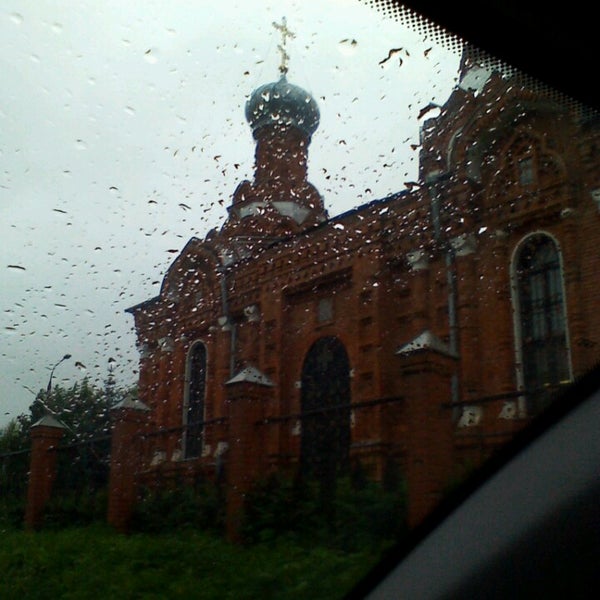 Церковь Воздвижения Креста Господня Дарна