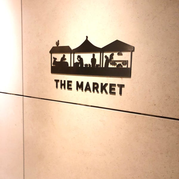 Foto diambil di The Market oleh W pada 12/29/2017