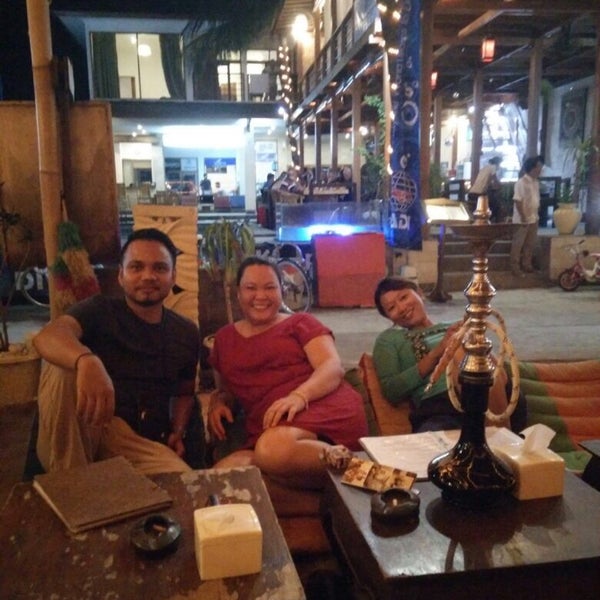 Das Foto wurde bei Pesona Lounge Trawangan von 14Badai am 5/9/2015 aufgenommen