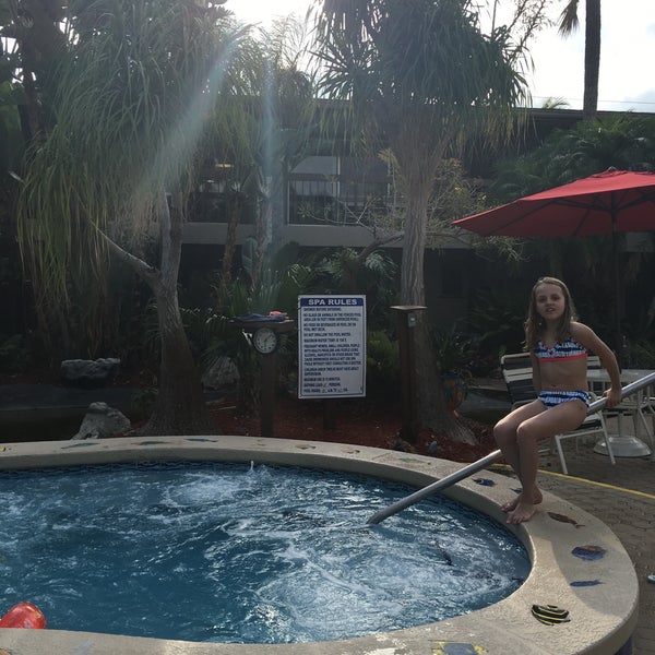 Photo taken at Best Western Naples Inn &amp; Suites by Olexy S. on 4/20/2016