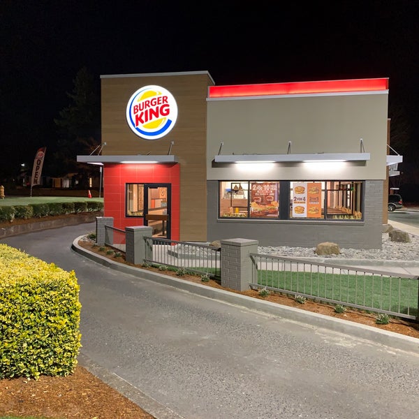 Burger King Fast Food Restaurant in Tigard